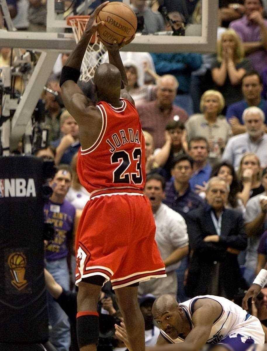 九游体育平台关键时刻欧篮联传出新动向，底特律活塞强势反弹，管理层表态——态度坚定，训练强度明显提升的简单介绍